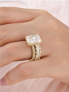 Maxine Jewelry Gold Cubic Zirconia 4.5ct Radiant Cut Engagement Ring Set - New